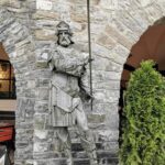 From Bucharest: Private tour to Peles Castle 6 Hours - Detailed Breakdown of the Itinerary