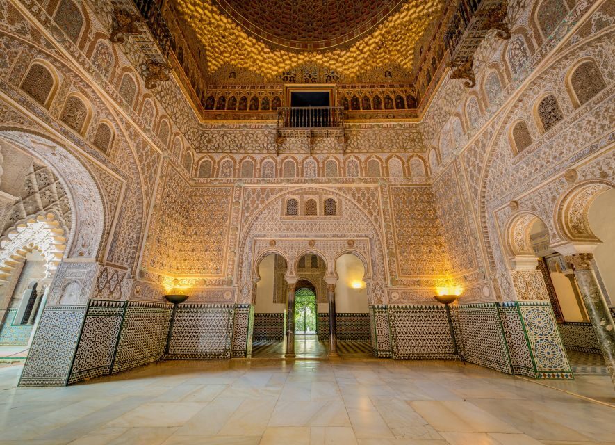 From Costa del Sol: Sevilla Day Trip with Real Alcázar Tour - Detailed Breakdown of the Itinerary