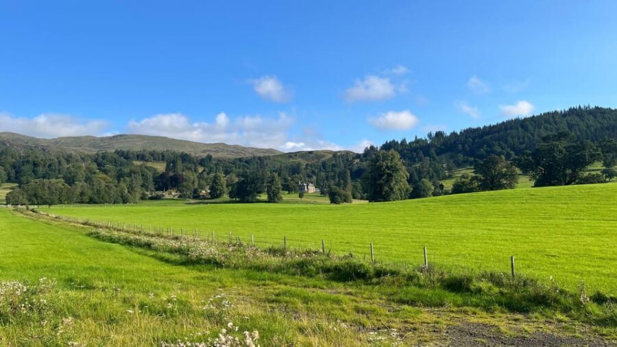 From Edinburgh: Loch Ness, Glencoe & The Highlands Day Trip - First Stops: History and Scenic Views