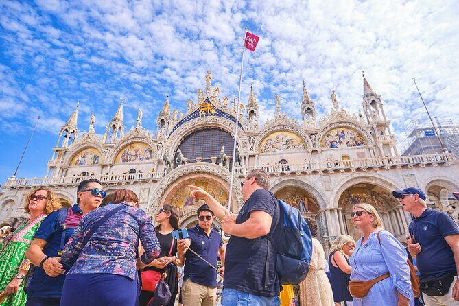 From Florence to Venice: A Day Trip to the Floating City - Exploring Venice’s Iconic Streets and Squares