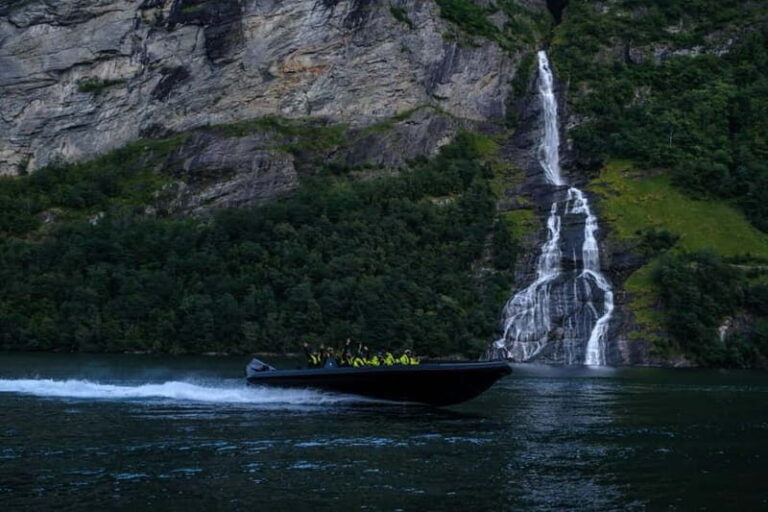 From Hellesylt: Experience Fjordsafari Geirangerfjord on RIB - What to Expect During the Tour