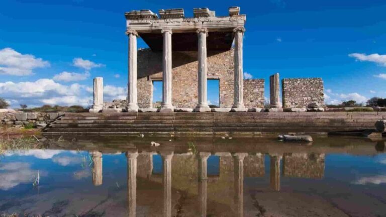From Istanbul: 2-Day Ephesus, Pamukkale, & Hierapolis Tour - Day 2: Pamukkale and Hierapolis