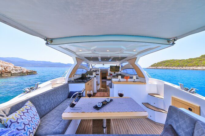 From Kas Private Luxury Yacht Escape - How does the day unfold?