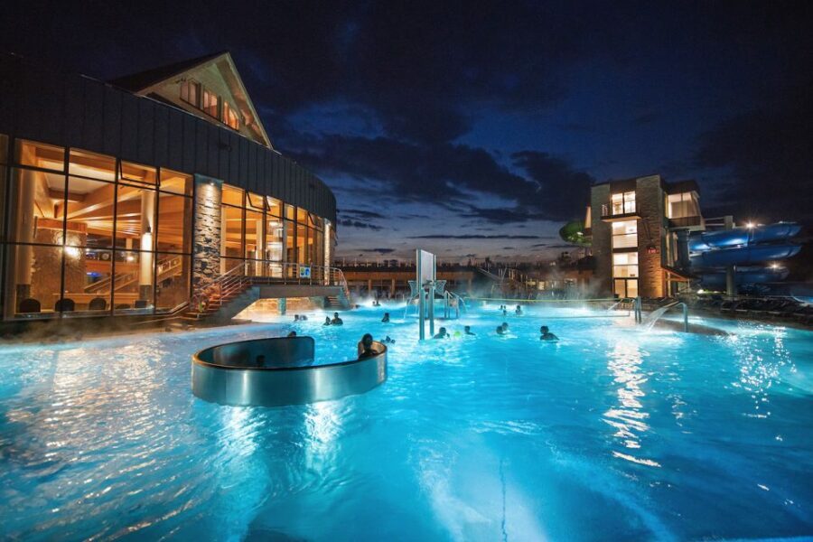 From Krakow: Chocholowskie Thermal Baths with Entry Ticket - A Deep Dive: What to Expect