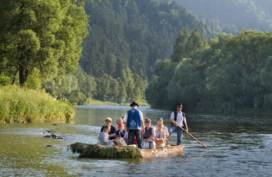From Krakow: Dunajec River Gorge Rafting Tour - What the Tour Entails