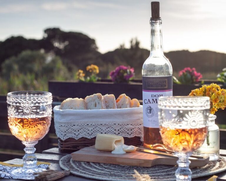 From Lisbon: Private Wine Tour with Wine & Cheese Tasting - Why This Tour Is a Great Choice