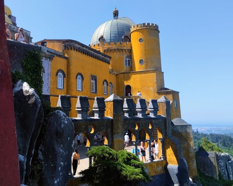 From Lisbon: Sintra and Cascais Natural Park Private Tour - Transportation and Comfort