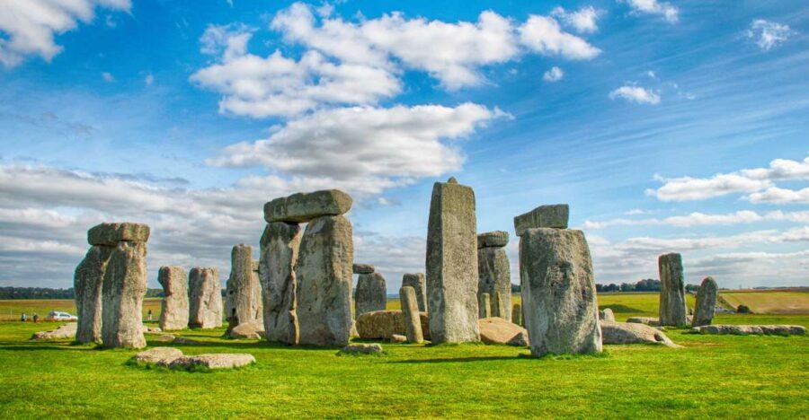From London: Private Skip-the-Line Stonehenge Tour - Why Price and Value Matter