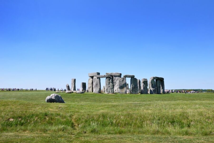 From London: Stonehenge Morning Day Trip with Admission - First Impressions: Beating the Crowds