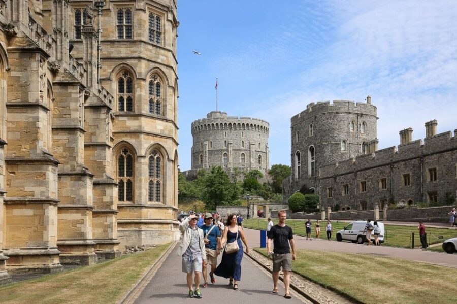From London: Windsor Castle Royal Afternoon Sightseeing Tour - Authentic Experiences and What Reviewers Say