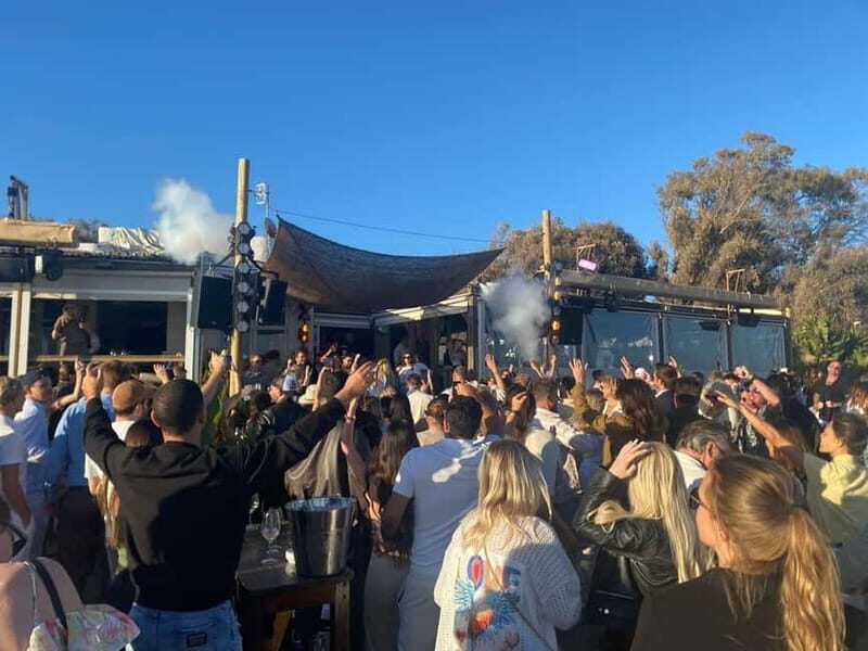 From Marbella/Estepona: Private nightlife VIP tour Transportation Drinks - A Closer Look at the Marbella VIP Clubbing Experience