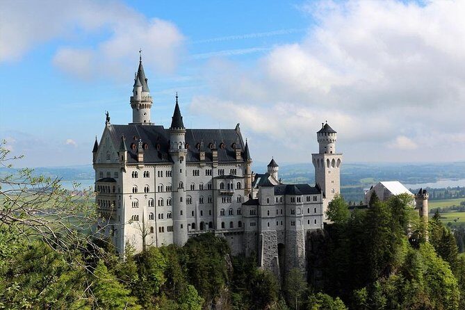 From Munich: Neuschwanstein Castle and Linderhof Private Tour - Who Would Love This Tour?