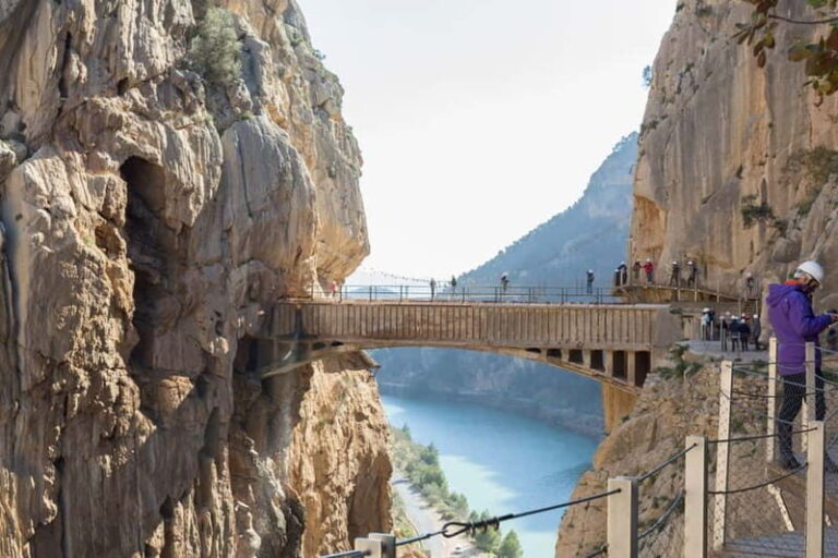 From Nerja to Málaga: Caminito del Rey Private Tour - Why This Tour Delivers Great Value