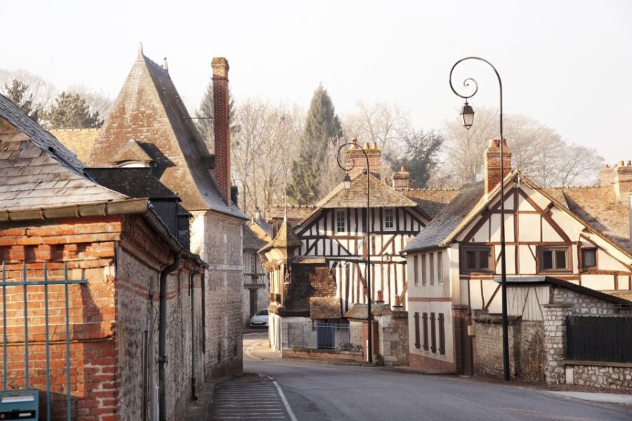 From Paris: 2-Day Normandy & Brittany Tour - Starting Point and First Impressions