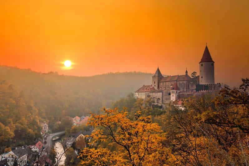 From Prague: Kivoklát Castle & Motorcycle Museum Day Trip - Practical Considerations and Tips