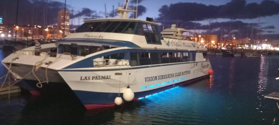 From Puerto Rico: Boat trip along the coast w/ Food & Drinks - Who Will Love This Tour?