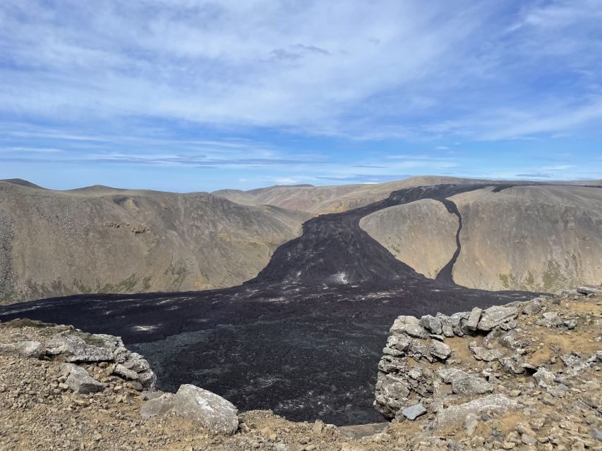 From Reykjavik: Reykjanes Geopark Tour and Sky Lagoon Visit - What’s Included and What to Keep in Mind