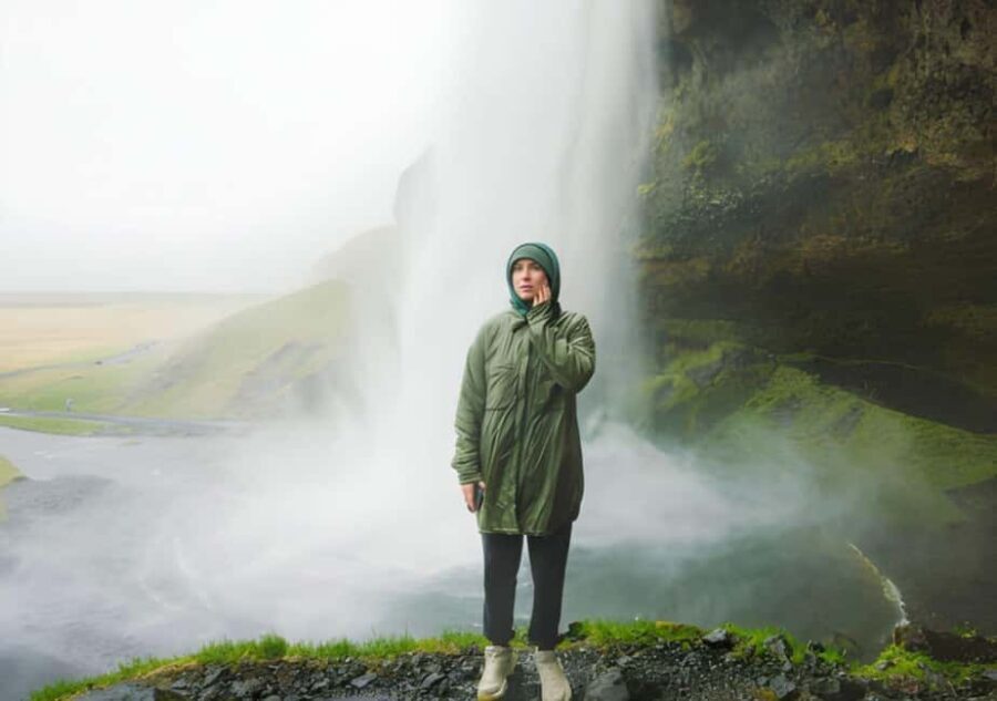 From Reykjavik: South Coast Guided Tour in Spanish language - Detailed Review of the Experience