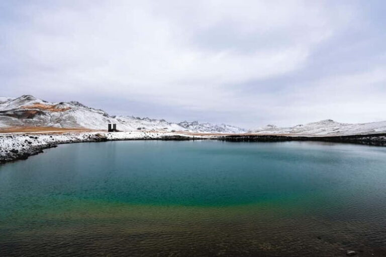 From Reykjavik: Volcanic Peninsula & Grindavik Minibus Tour - Practical Details and What to Expect