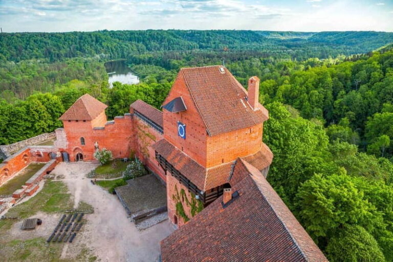 From Riga: Csis, Sigulda & Turaida Castle Tour - What Makes This Tour Stand Out?