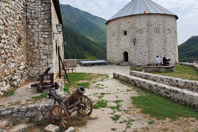 From Sarajevo: Travnik, Jajce, Pliva Lakes and Watermills Trip - What the Reviews Tell Us