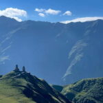 From Tbilisi: Kazbegi Day Trip - Transportation & Guide Insights