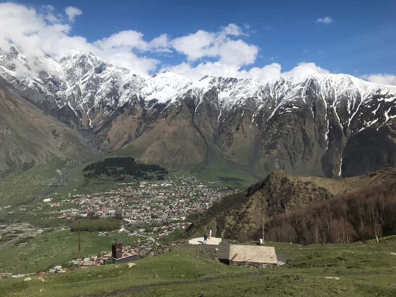 From Tbilisi: Kazbegi Tour - Zhinvali - Ananuri - Gudauri - What Sets This Tour Apart?