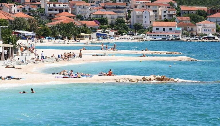 From Trogir: Guided Panoramic Boat Tour with Drinks - Authentic Experiences and Reviewer Insights