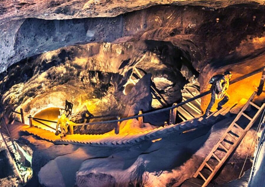 From Warsaw: Krakow & Wieliczka Small Group Tour with Lunch - Pricing and Value