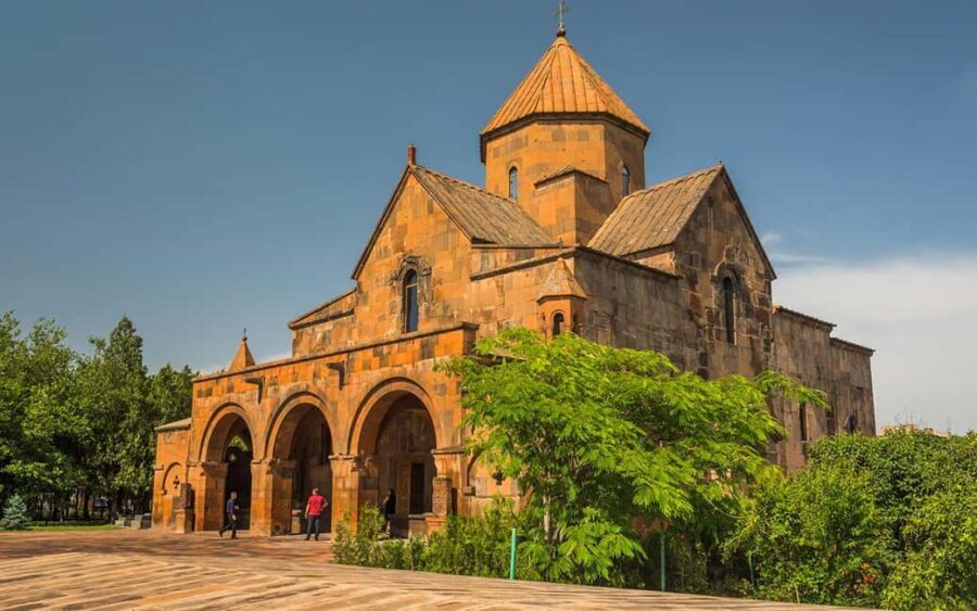 From Yerevan: Echmiadzin cathedral and Zvartnots temple - What Sets This Tour Apart?