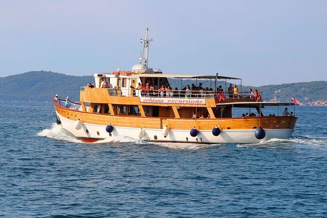 From Zadar: Kornati National Park Day Trip with Breakfast & Lunch - Food and Drinks: A Highlight