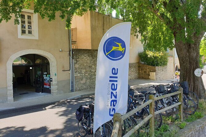 Full day E-Bike rental in the Luberon - The Experience in Practice