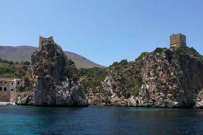 Full Day Private Boat Tour San Vito Lo Capo - Castellammare - The Guides and Crew