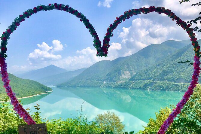 Full day Private Tour in Kazbegi, Gudauri & Ananuri from Tbilisi - Who Should Consider This Tour?