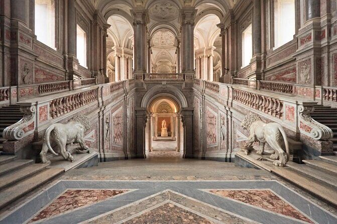Full Day Private Tour to the Royal Palace of Caserta and Pompeii - Exploring the Royal Palace of Caserta