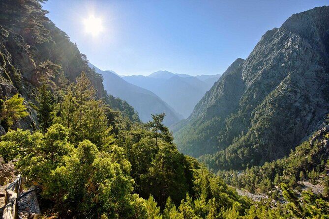 Full-Day Samaria Gorge Chania Guided Tour - Who Is This Tour Perfect For?