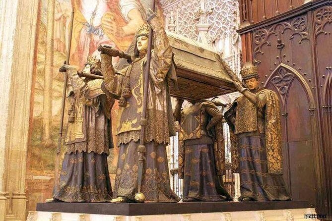 Full Day Seville Tour with tickets (optional Tapas & Flamenco) - Exploring the Itinerary in Detail