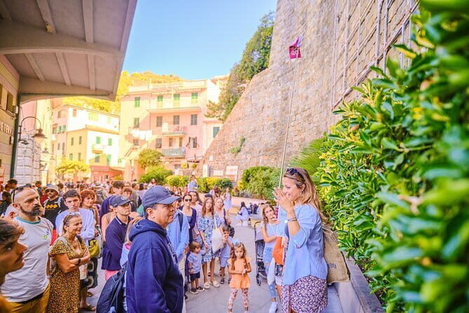 Full-Day Small-Group Cinque Terre Tour from Florence - Limitations & Considerations