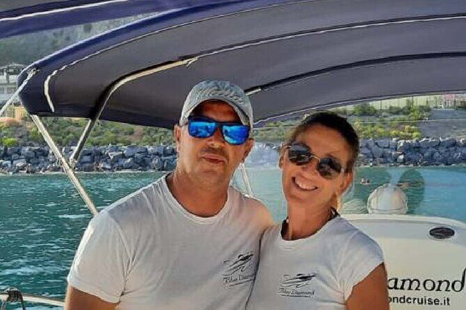 Full Day Taormina Sightseeing Private Boat Tour with Lunch - The Guides & Service