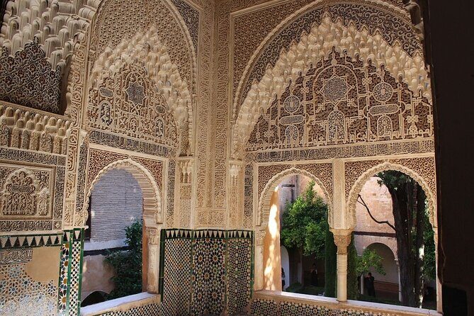 Full Day Tour of The Alhambra from Malaga - Practical Details and What to Expect
