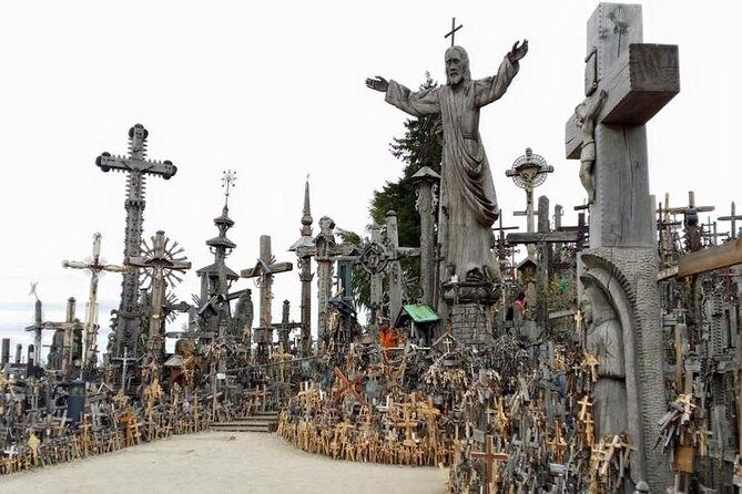Full-Day Tour to the Hill of Crosses and Rundale Palace in Latvia from Vilnius - Who Should Consider This Tour?
