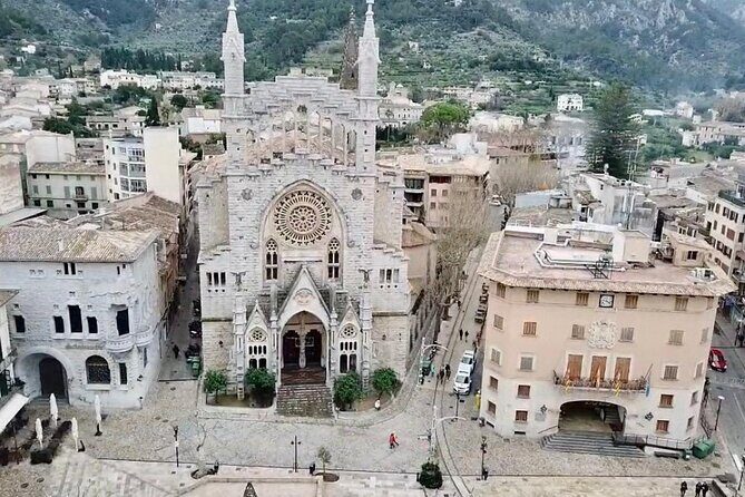 Full Day Tour to the Island of Mallorca - Transport, Timing, and Group Dynamics