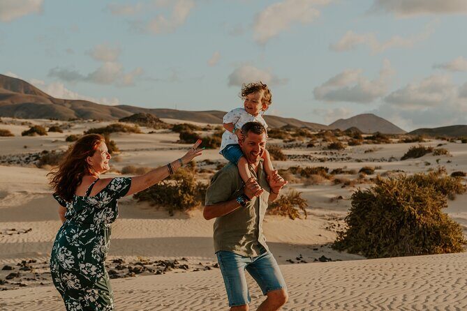 Fun and spontaneous family photoshoot - Corralejo Fuerteventura - What can you expect at the scenic stop: Parque Natural de Corralejo?