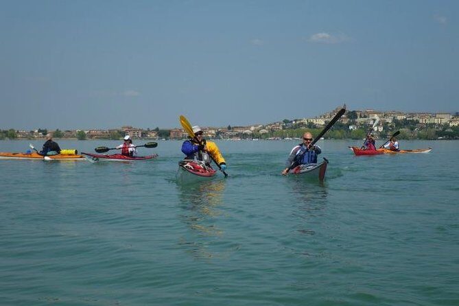 Fun Kayaking In Lake Trasimeno with lunch - Umbria - The Lakeside Lunch