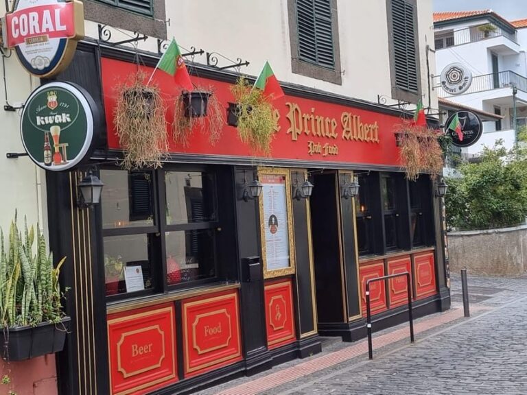 Funchal: Pub Crawl - What Makes the Pubs Special?