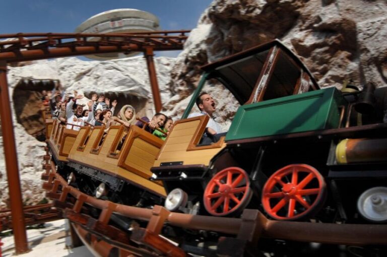 Gardaland Park: Fixed Day Entry Ticket - How the Day Unfolds at Gardaland