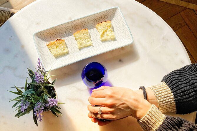 Gastronomy tasting through oil, wine and cheese in Turin - Delving Into the Experience