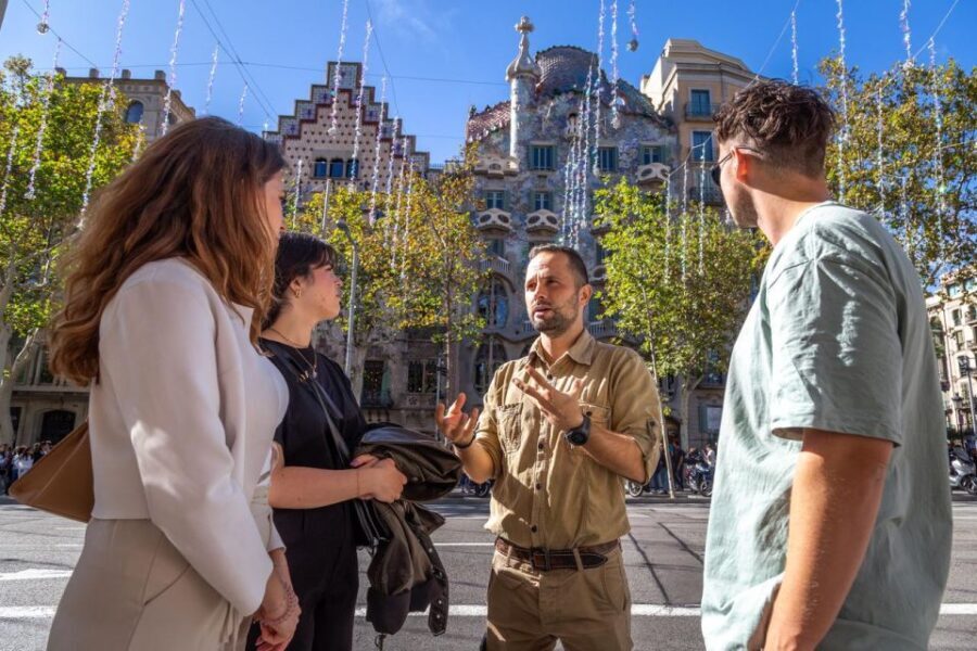 Gaudí Private Tour: Must-See Sites & Hidden Modernism Gems - Authentic Insights from Reviewers