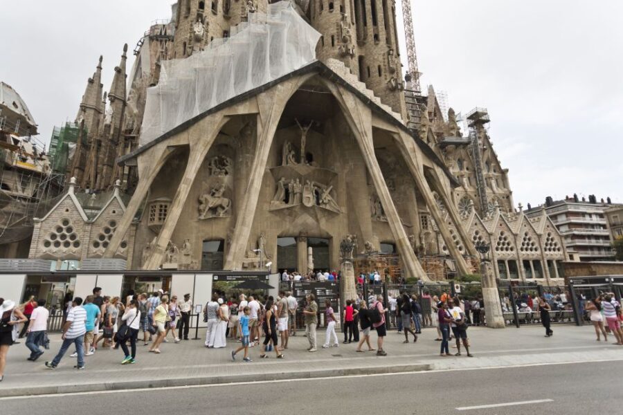 Gaudi's Masterpieces Private Tour in Barcelona - The Practicalities: What To Know