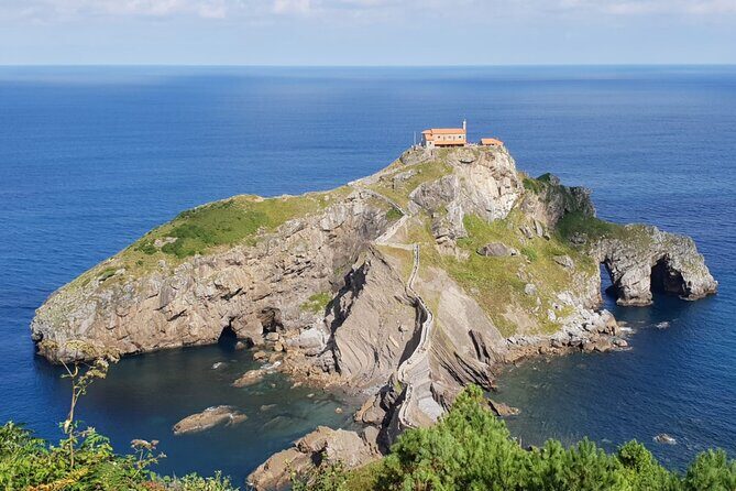 Gaztelugatxe and Gernika Tour From San Sebastian - What’s Included and What to Expect